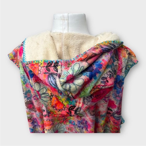 NWT oversized NATURAL LIFE Floral Multicolor Blanket Vest - Picture 6 of 8